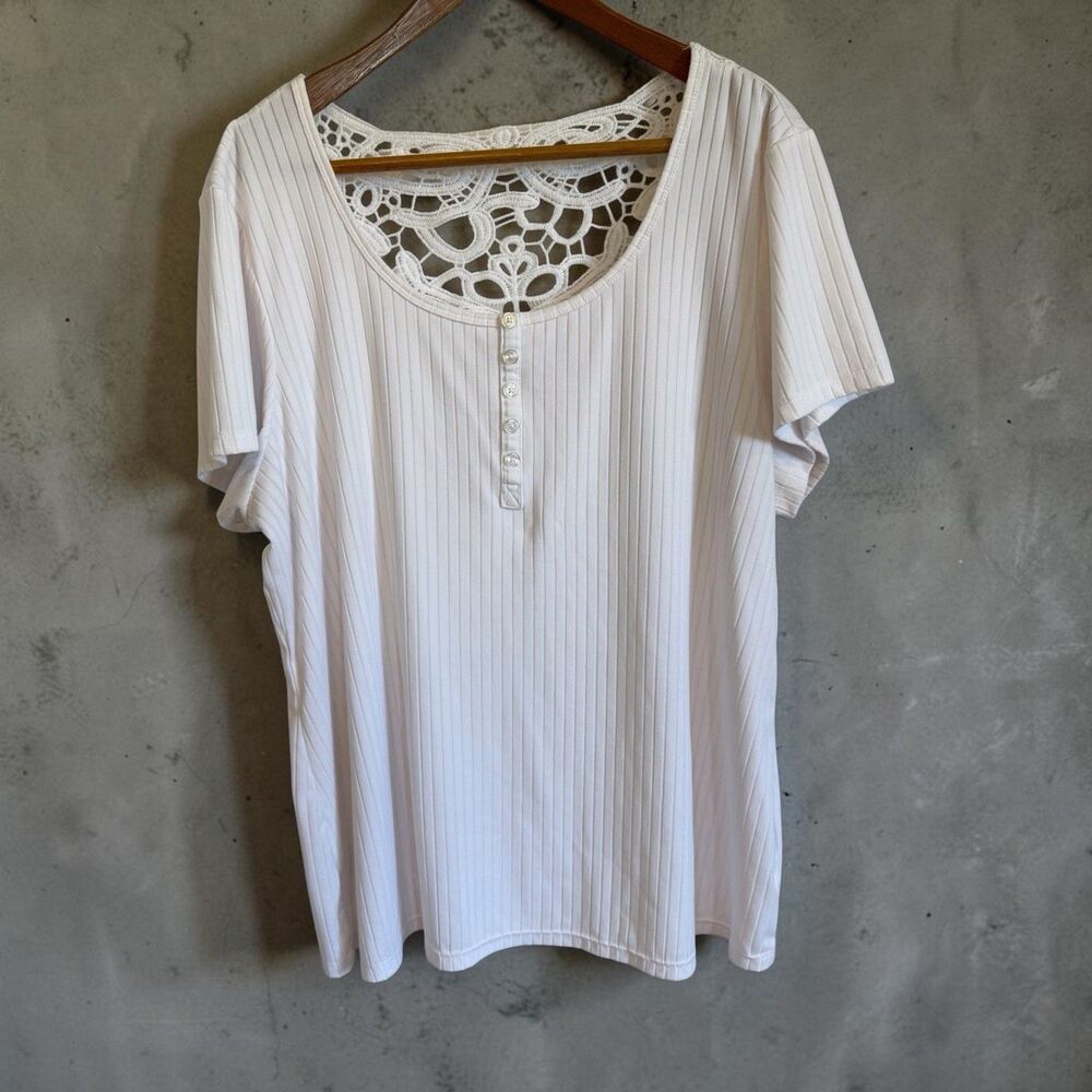 Bobbie Brooks Plus Size 2X White Ribbed Knit Top Crochet Lace Back Short Sleeve